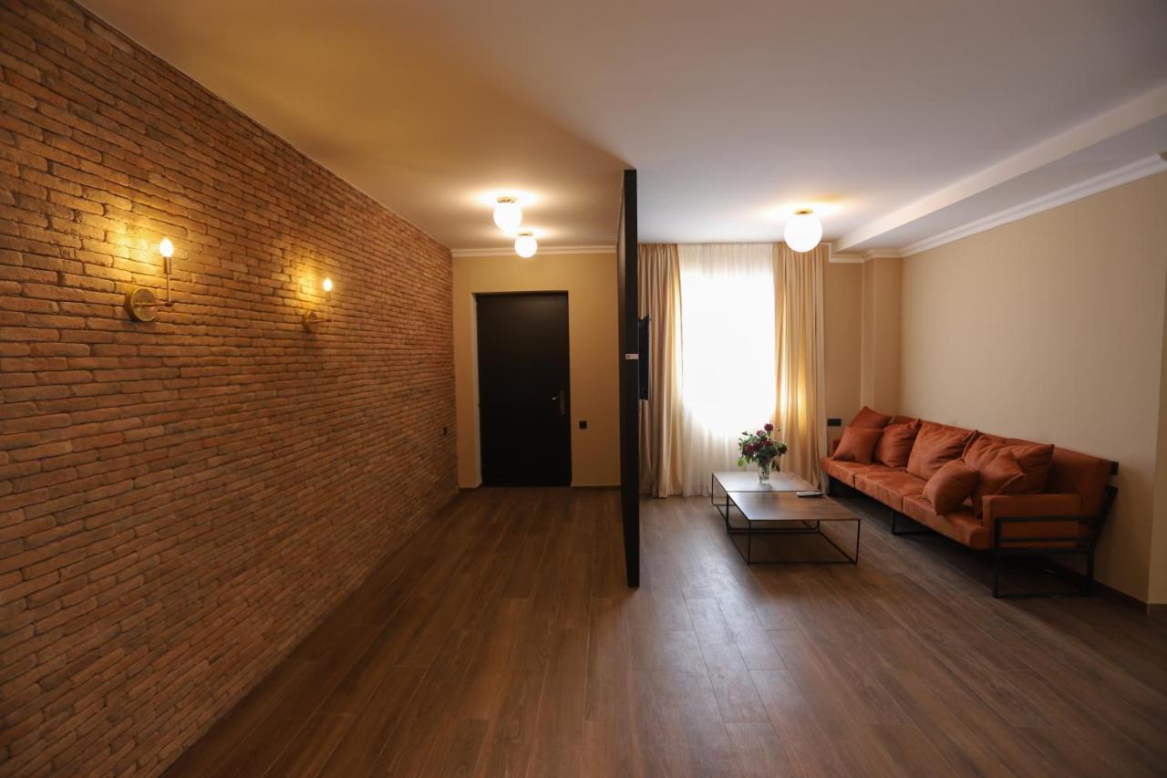 Hotel Inside Kazbegi 外观 照片